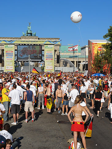 Foto Fanmeile am Brandenburger Tor