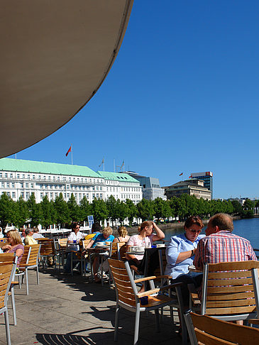 Brunchterrasse auf dem Alster Pavillon