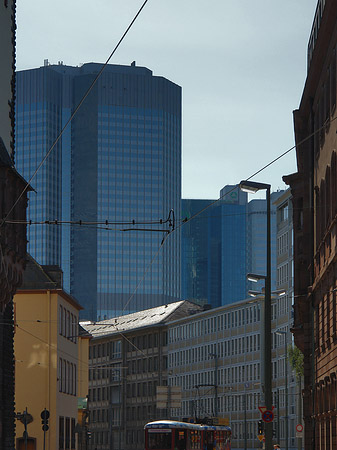 Fotos Dresdner Bank von Seufzerbrücke aus | Frankfurt am Main