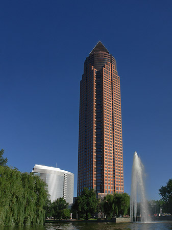 Fotos Messeturm mit Ludwig-Erhard-Anlage