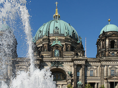 Brunnen im Lustgarten