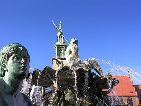 Neptunbrunnen Fotos