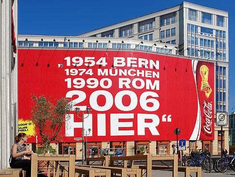 Foto Coca-Cola Werbung - Berlin