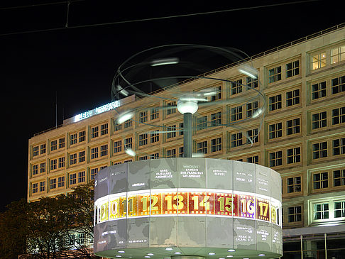 Fotos Weltzeituhr am Alexanderplatz