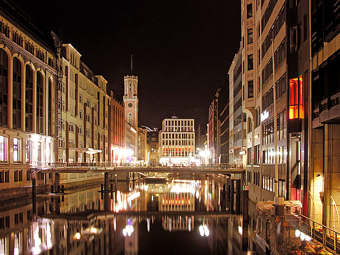 Foto Bleichenfleet bei Nacht