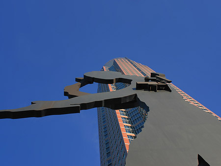 Foto Hammering Man von unten - Frankfurt am Main