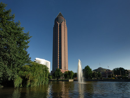 Fotos Messeturm mit Ludwig-Erhard-Anlage