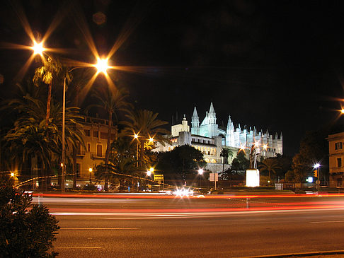 La Seu mit Straße