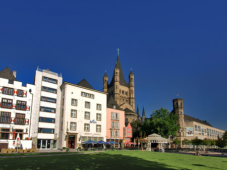 Groß St Martin hinter Fischmarkt