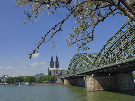 Foto Hohenzollernbrücke am Kölner Dom - Köln